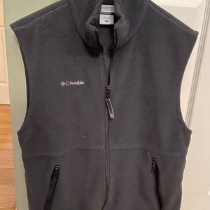 Columbia fleece vest